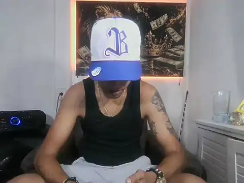 Snapshot of badboy_master chatting on June 2026 09:25:02 PM badboy master online show from June 2026 09:25:02 PM