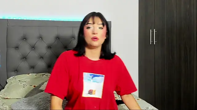 ImEmily   online show from April 2026 09:59:02 PM