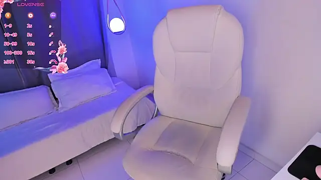 Irisbeel online show from March 2026 05:12:02 AM