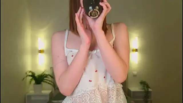 Snapshot of MellyAlfaay chatting on February 2026 09:40:01 AM MellyAlfaay online show from February 2026 09:40:01 AM