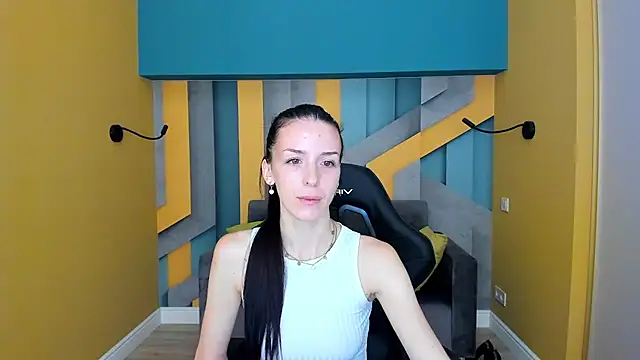 NoirDiva online show from July 2026 05:49:02 AM