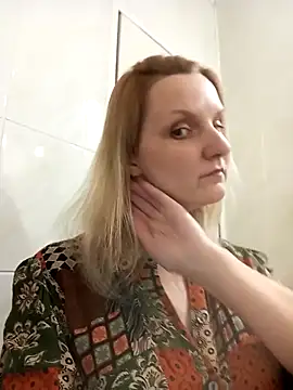 SusanGold9211 online show from March 2026 11:49:01 AM