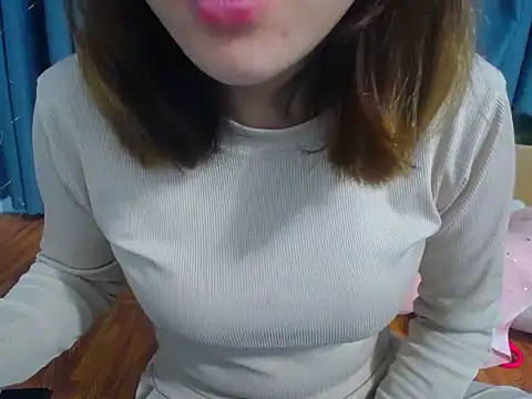 Lunababty online show from February 2026 05:53:02 PM