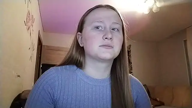 AnikaLipps online show from April 2026 10:47:02 PM