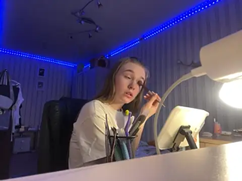 melissashineee online show from March 2026 11:38:02 AM