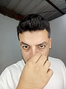 Gissele Rubi online show from March 2026 12:45:02 PM