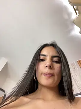 Snapshot of scarleth_zin chatting on February 2026 06:19:01 PM scarleth zin online show from February 2026 06:19:01 PM