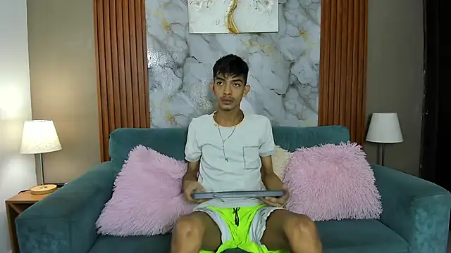 KITTY BOSH online show from March 2026 07:36:02 PM