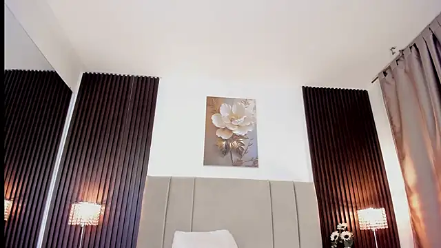 Snapshot of _MiLa_Dyva chatting on May 2026 05:06:01 PM MiLa Dyva online show from May 2026 05:06:01 PM