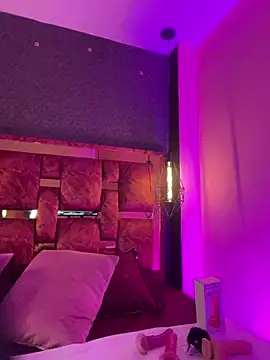 Veronicaa lodge1 online show from February 2026 02:00:01 AM