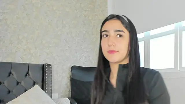 Anika H online show from June 2026 12:33:02 PM