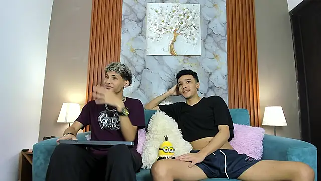 YOUNG BOYS HELL online show from February 2026 01:15:02 AM