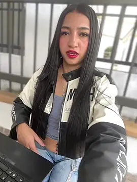 Daniela Pink online show from March 2026 03:18:02 PM