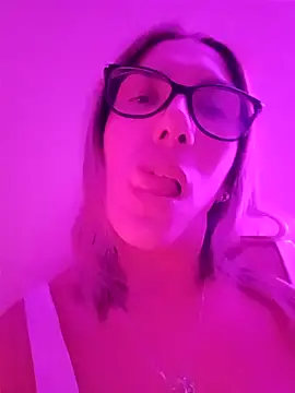 Silreinadorada online show from March 2026 10:41:01 AM