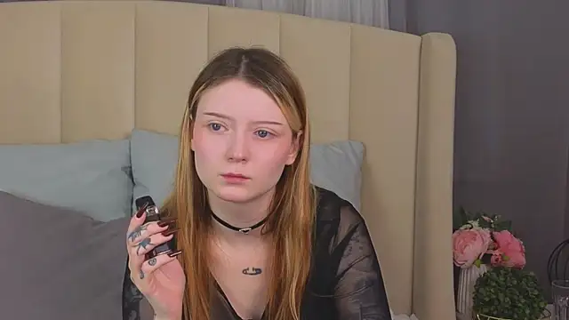 Snapshot of AlyssFrost chatting on May 2026 03:13:01 AM AlyssFrost online show from May 2026 03:13:01 AM