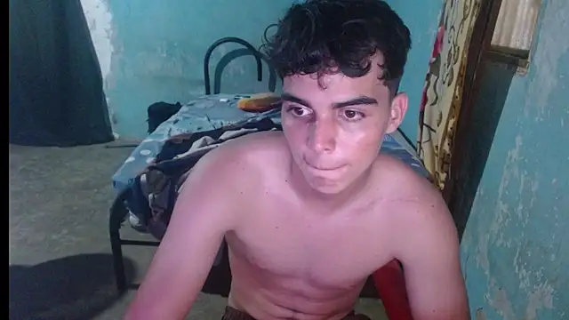 Snapshot of heiker__ chatting on May 2026 03:13:01 AM heiker online show from May 2026 03:13:01 AM