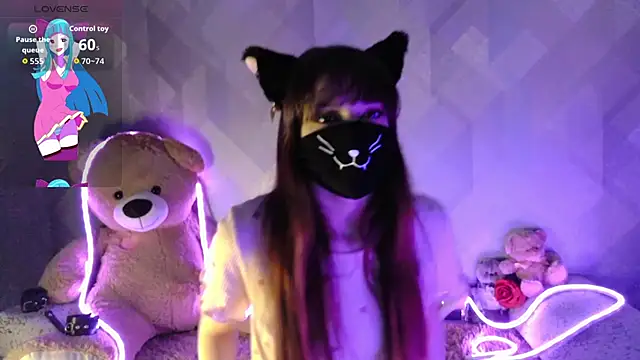 llonaMask online show from March 2026 05:57:02 AM