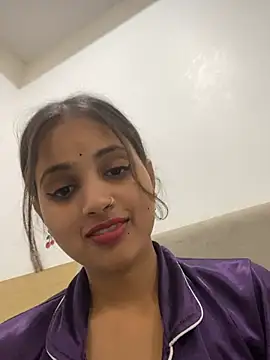 samayra1144 online show from May 2026 08:39:01 PM