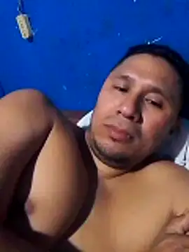 Snapshot of deiner13 chatting on February 2026 08:29:02 PM deiner13 online show from February 2026 08:29:02 PM