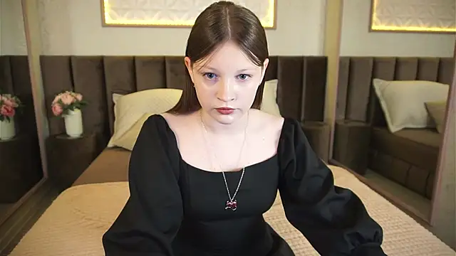 Snapshot of LauraBev chatting on May 2026 02:46:01 PM LauraBev online show from May 2026 02:46:01 PM