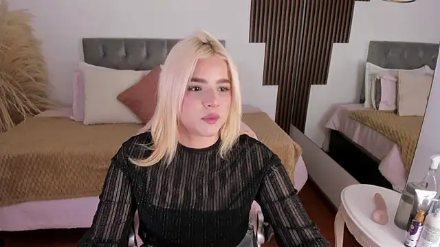 Snapshot of BarbieHannaB_ chatting on February 2026 06:59:01 PM BarbieHannaB online show from February 2026 06:59:01 PM