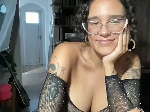 curlybb55 online show from February 2026 09:22:02 PM