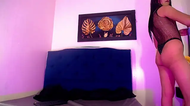 Karlaa Hernandez  online show from March 2026 03:45:02 AM