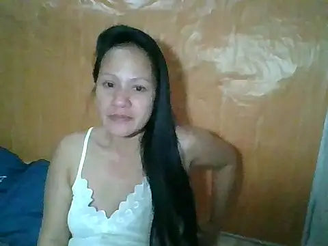 xxLIY online show from May 2026 06:12:02 PM