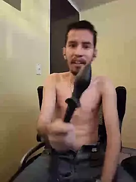 perruno8 online show from February 2026 11:33:01 PM