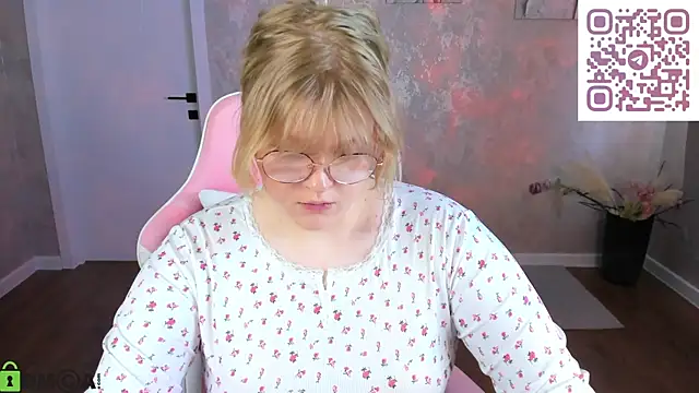 luna c0ra online show from April 2026 01:08:01 AM