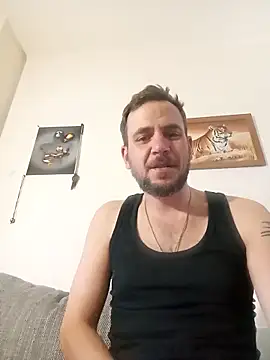 Mikedebo online show from April 2026 03:47:02 PM