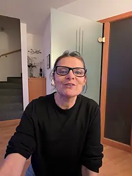 Dance Lady online show from March 2026 10:14:01 PM