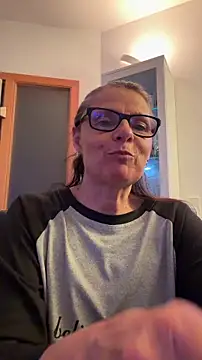 Dance Lady online show from April 2026 07:01:01 PM