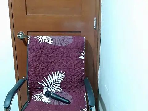 Snapshot of Petite_Jeramae22 chatting on July 2026 10:18:01 AM Petite Jeramae22 online show from July 2026 10:18:01 AM