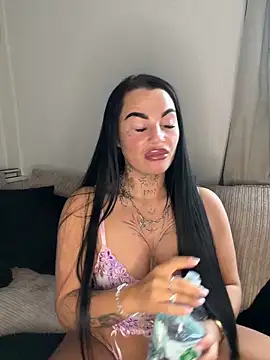 Darkfantisyx online show from March 2026 03:40:01 PM