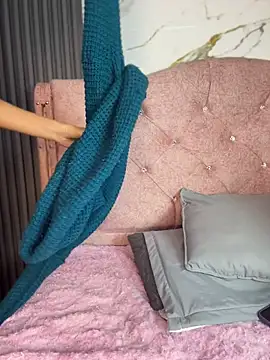 Aylin fire online show from April 2026 06:43:01 PM