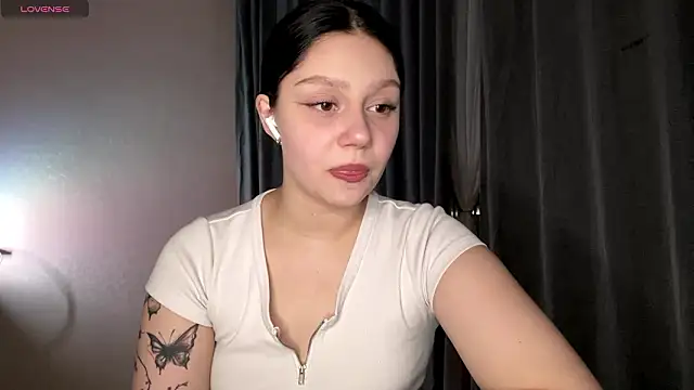 RaquelsHusband online show from March 2026 02:23:02 PM