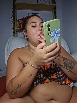 Deesse luna online show from August 2026 07:28:01 PM