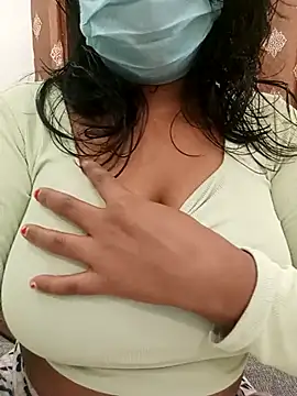 NISHHAA online show from February 2026 10:43:01 PM