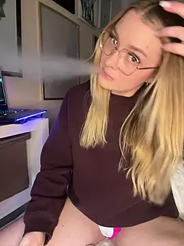 melanieTesss online show from March 2026 01:34:01 PM