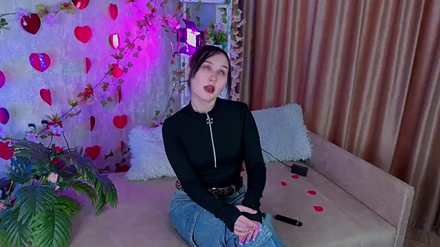 ThoraHaring online show from February 2026 04:43:01 AM