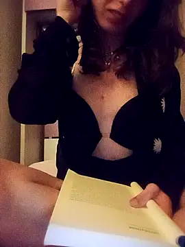 JustSeduce online show from April 2026 09:15:01 PM