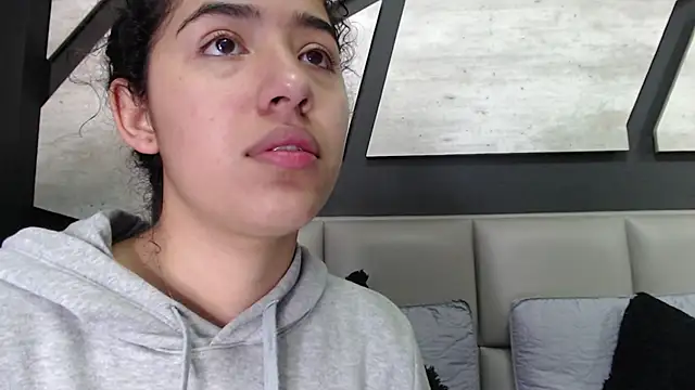 SilkNyx online show from March 2026 01:46:02 PM