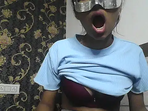 Rani1993 online show from February 2026 08:15:02 AM