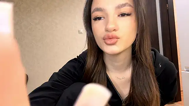 Snapshot of Kosandra_k chatting on February 2026 04:08:01 PM Kosandra k online show from February 2026 04:08:01 PM