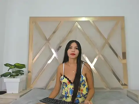 Carlotaasm online show from March 2026 05:00:01 AM