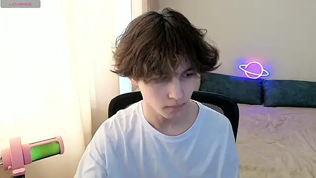  LukaHayes  online show from April 2026 12:06:02 PM