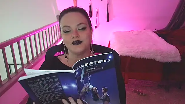 VixieNyx online show from April 2026 07:58:02 PM