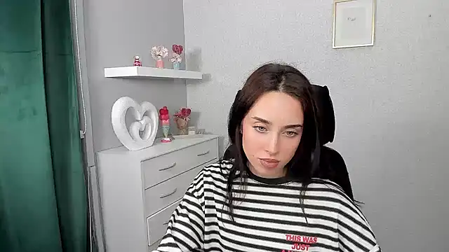 AdeleSolo online show from March 2026 05:41:02 AM