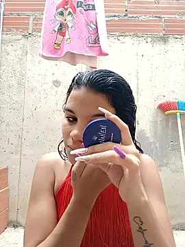 Little-Pussy19 online show from February 2026 06:59:02 PM